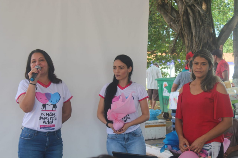 Campanha Outubro Rosa  foi realizada pela Secretaria Municipal de Saúde